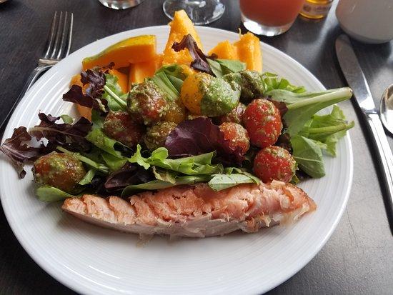 Breakfast at Swan Court